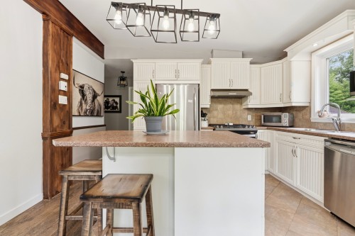 Cuisine - 3 Ch. De L'Avenir, Chute-Saint-Philippe, QC - Indoor Photo Showing Kitchen With Upgraded Kitchen