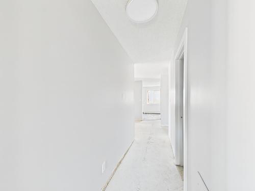 12222 111 Ave Nw, Edmonton, AB - Indoor Photo Showing Other Room