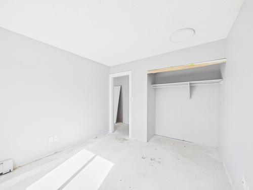 12222 111 Ave Nw, Edmonton, AB - Indoor Photo Showing Other Room