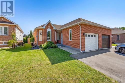 17 JACKSON COURT W  Welland (N. Welland), ON L3C 7G2