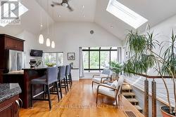 10 QUEENSGROVE ROAD  Toronto, ON M1N 3A8