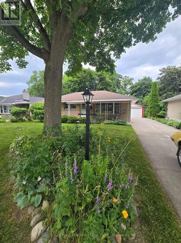 388 GRIFFITH STREET  London South, ON N6K 2S2