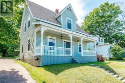33 Beacon Street  Amherst, NS B4H 1P3