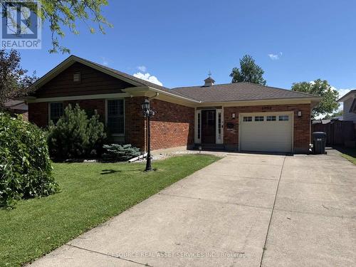 6998 GLENGOWAN CRESCENT  Niagara Falls, ON L2J 3R8