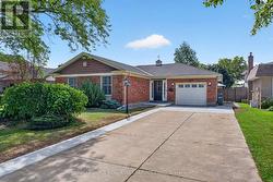 6998 GLENGOWAN CRESCENT Niagara Falls, ON L2J 3R8
