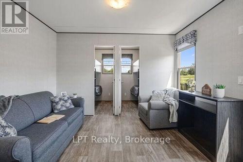 Lba047 - 1235 Villiers Line, Otonabee-South Monaghan, ON - Indoor Photo Showing Living Room