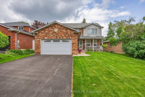 39 Passmore Avenue  Orangeville, ON L9W 4K4