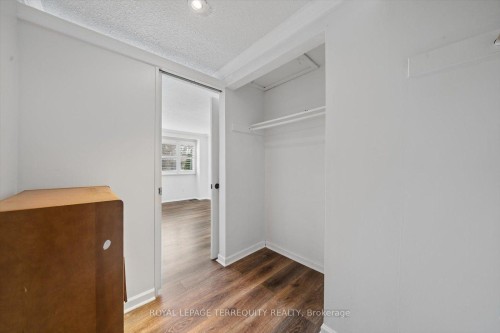 1825 Hyde Mill Crescent, Mississauga, ON - Indoor