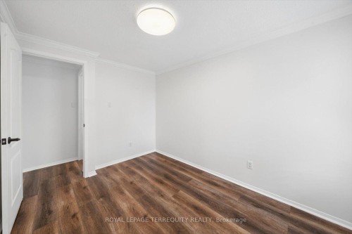 1825 Hyde Mill Crescent, Mississauga, ON - Indoor Photo Showing Other Room