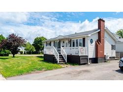 6 Magee AVE  Moncton, NB E1A 3H4