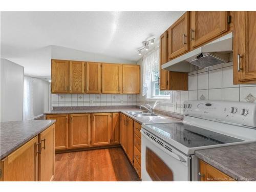 280 Railing Rd, Lincoln, NB 