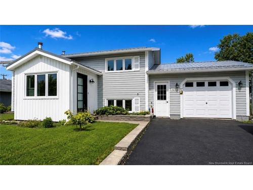 1255 Veniot Ave, Bathurst, NB 