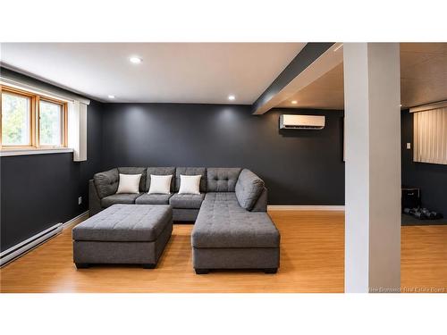 1255 Veniot Ave, Bathurst, NB 