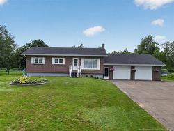 6 Paul ST  Grand-Barachois, NB E4P 7V5