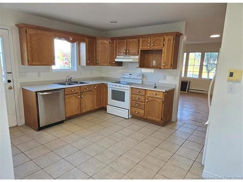 78 Palisade Dr, Moncton, NB 