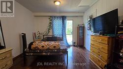 MAIN BACHELOR - 3769 BRANDON GATE DRIVE Mississauga, ON L4T 3N1