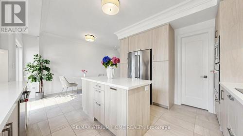 50 Active Road, Markham, ON - Indoor Photo Showing Kitchen
