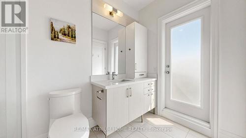50 Active Road, Markham, ON - Indoor Photo Showing Bathroom