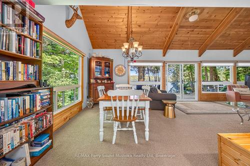 2 South Point Drive, Mckellar, ON - Indoor