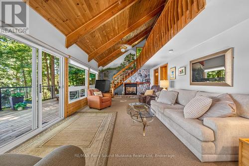 2 South Point Drive, Mckellar, ON - Indoor Photo Showing Living Room With Fireplace