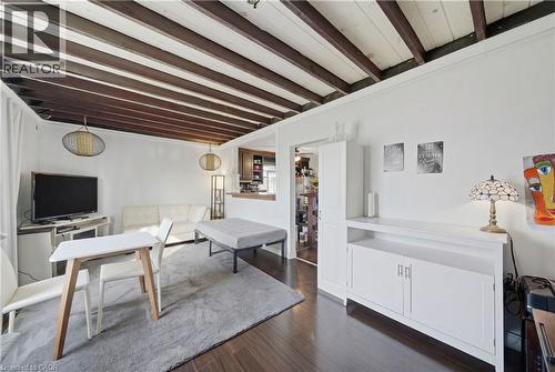 601 York Road, Dundas, ON - Indoor