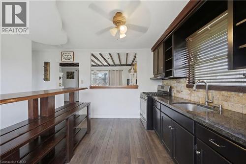 601 York Road, Dundas, ON - Indoor Photo Showing Kitchen