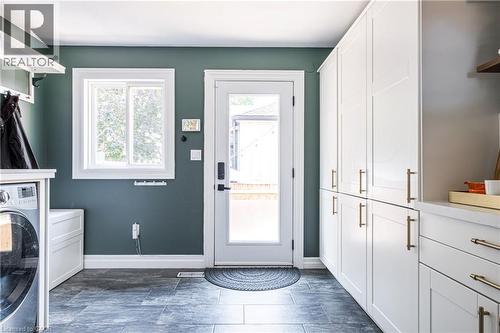 165 Markland Street, Hamilton, ON - Indoor Photo Showing Laundry Room