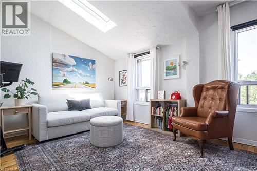 165 Markland Street, Hamilton, ON - Indoor Photo Showing Living Room
