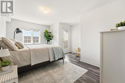 9 - 2550 Bromus Path, Oshawa, ON - Indoor Photo Showing Bedroom