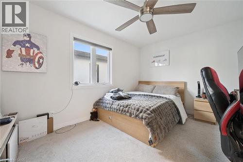 972 Stonecliffe Walk Unit# 18, Kitchener, ON - Indoor Photo Showing Bedroom