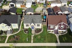 1031 Ashburn Street  Winnipeg, MB R3G 3E2