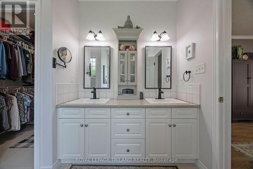 15 Augusta Crescent, St. Thomas, ON - Indoor Photo Showing Bathroom