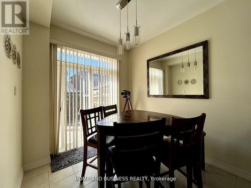 5532 Meadowcrest Avenue, Mississauga, ON - Indoor Photo Showing Dining Room
