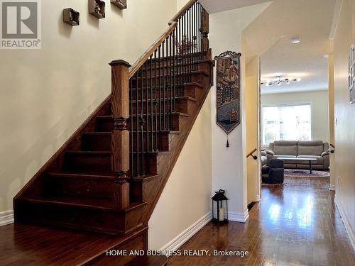 5532 Meadowcrest Avenue, Mississauga, ON - Indoor Photo Showing Other Room