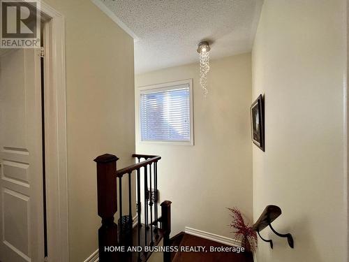 5532 Meadowcrest Avenue, Mississauga, ON - Indoor Photo Showing Other Room