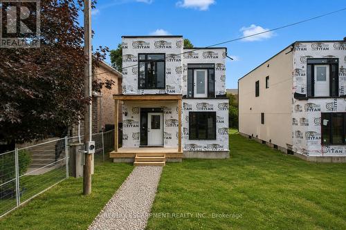 1033 Alexandra Avenue, Mississauga, ON - Outdoor