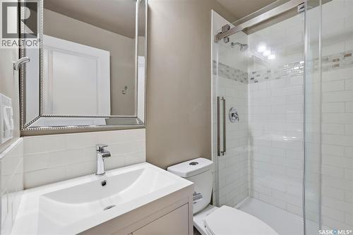 916 Stonebridge Common, Saskatoon, SK - Indoor Photo Showing Bathroom