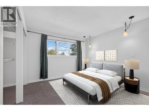 2220 Thacker Drive, West Kelowna, BC - Indoor Photo Showing Other Room