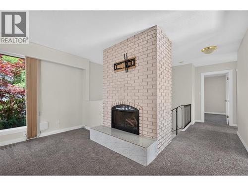 2220 Thacker Drive, West Kelowna, BC - Indoor Photo Showing Other Room
