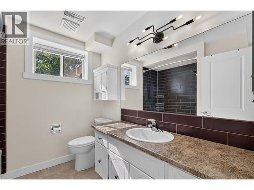 2nd bedroom suite - 2220 Thacker Drive, West Kelowna, BC - Indoor Photo Showing Other Room