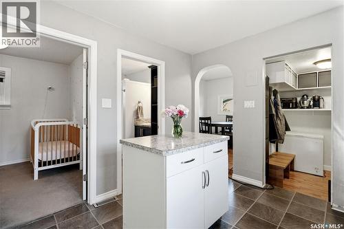 1728 2Nd Avenue N, Saskatoon, SK - Indoor