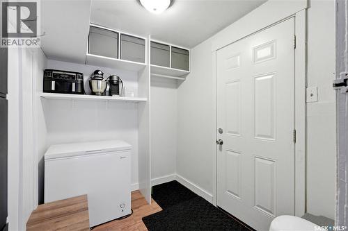 1728 2Nd Avenue N, Saskatoon, SK - Indoor Photo Showing Other Room