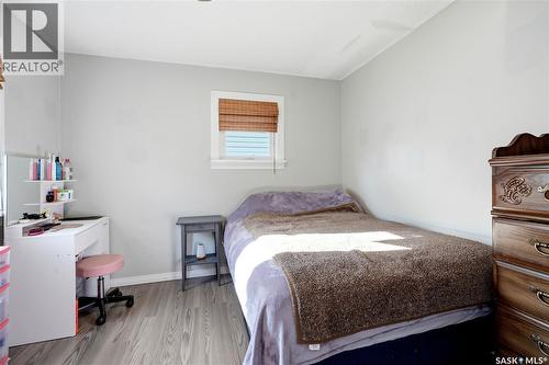 1728 2Nd Avenue N, Saskatoon, SK - Indoor Photo Showing Bedroom