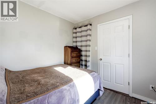 1728 2Nd Avenue N, Saskatoon, SK - Indoor Photo Showing Bedroom
