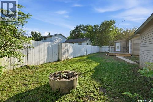 1728 2Nd Avenue N, Saskatoon, SK - Outdoor