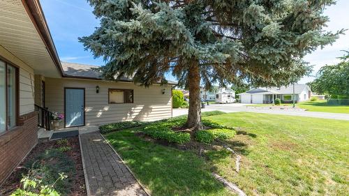 2434 Rhondda Crescent, Kelowna, BC - Outdoor
