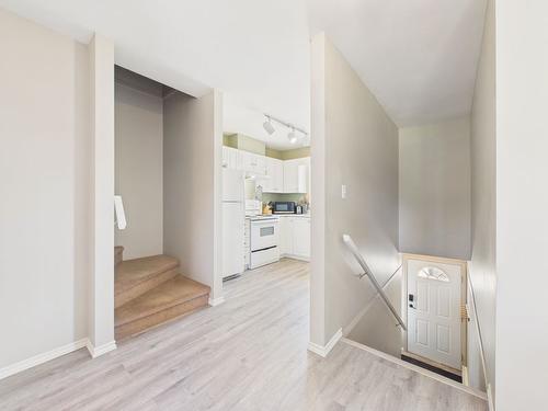 209-1004 23Rd Avenue, Cranbrook, BC - Indoor