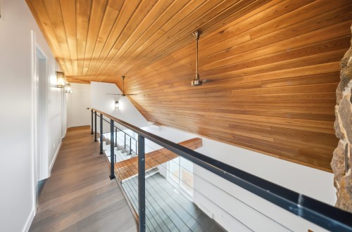 Mezzanine - 821 Av. De La Rochelle, Alma, QC - Indoor Photo Showing Other Room