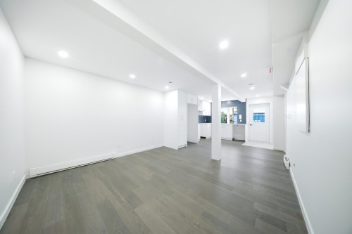 Salon - 821 Av. De La Rochelle, Alma, QC - Indoor Photo Showing Other Room
