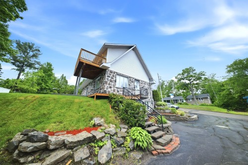 Stationnement - 821 Av. De La Rochelle, Alma, QC - Outdoor